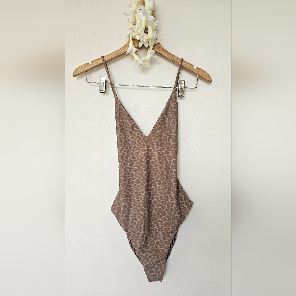 Leopard Print V-Neck Bodysuit